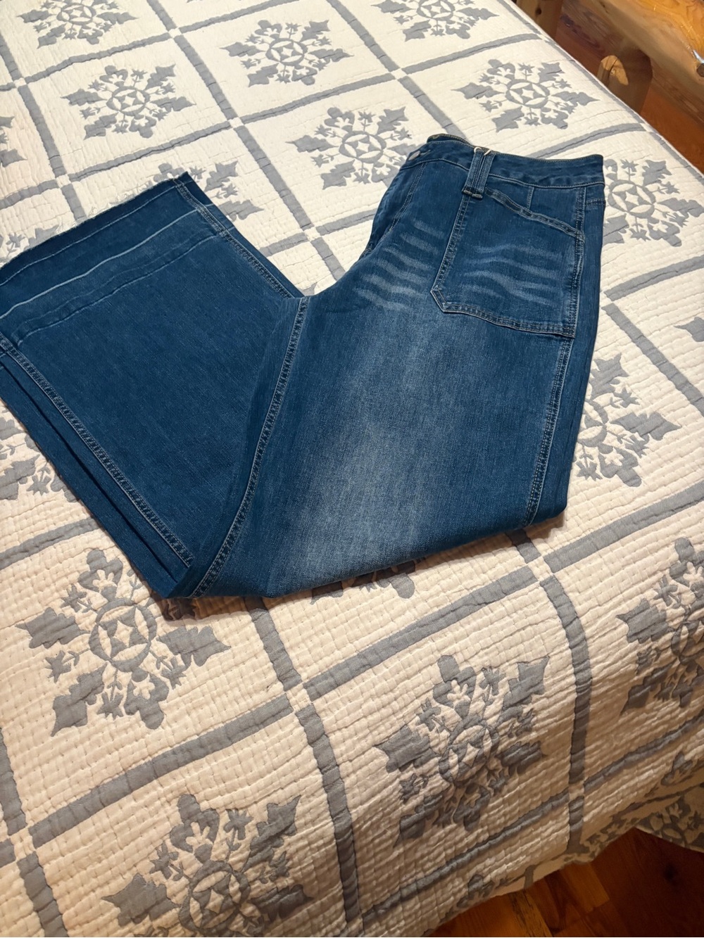 Flamingals size 20 nwt wide leg jeans